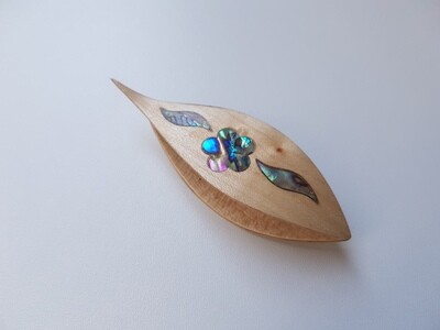 Tatting Shuttle With Pick​ Maple Mother-of-Pearl Flower Inlay​