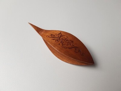 Tatting Shuttle Cherry Tree With Pick And Engraving​