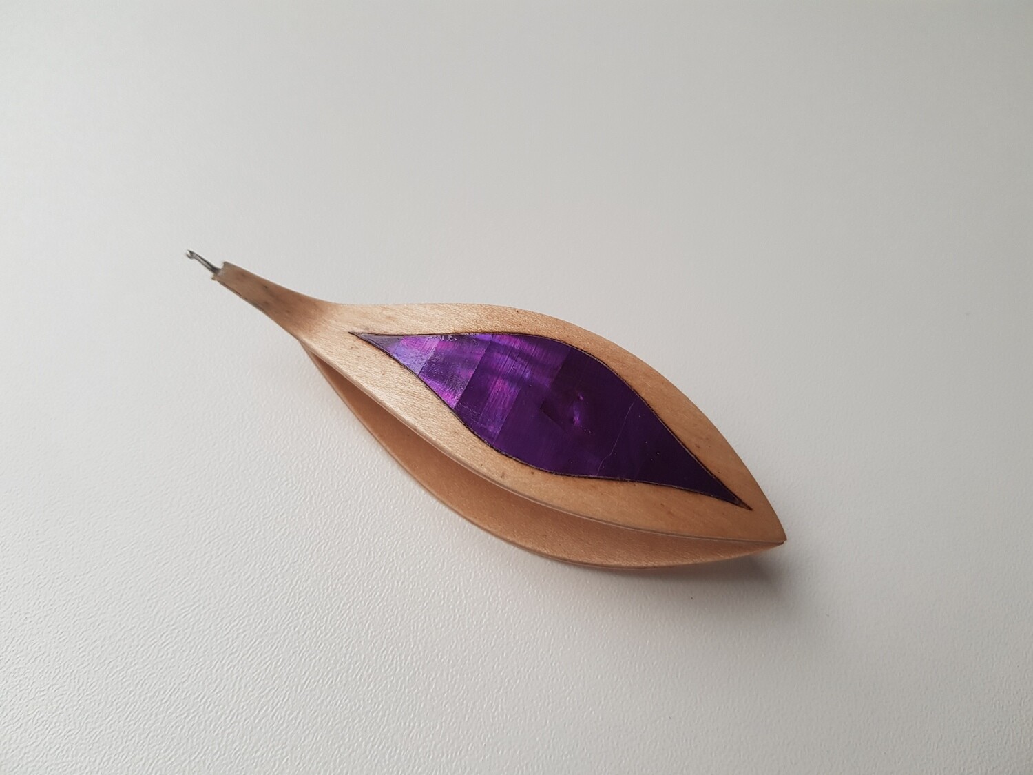 Tatting Shuttle With Hook Maple Purple Mother-of-Pearl Inlay