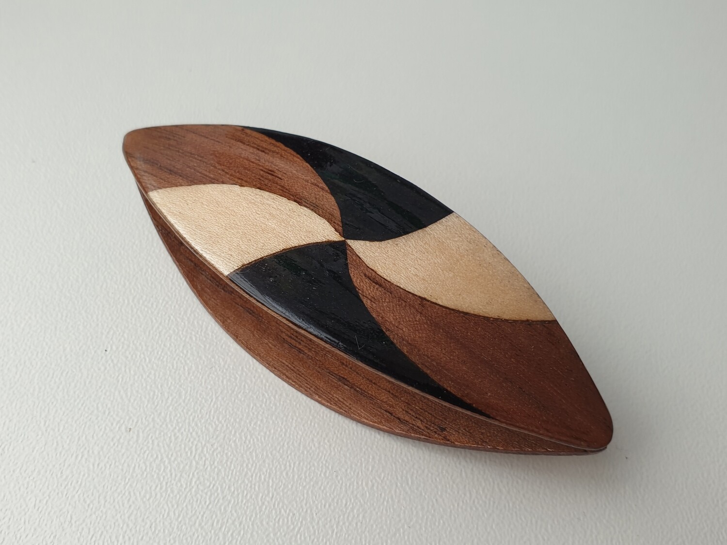 Tatting Shuttle Walnut With Maple And Black Wood Inlays