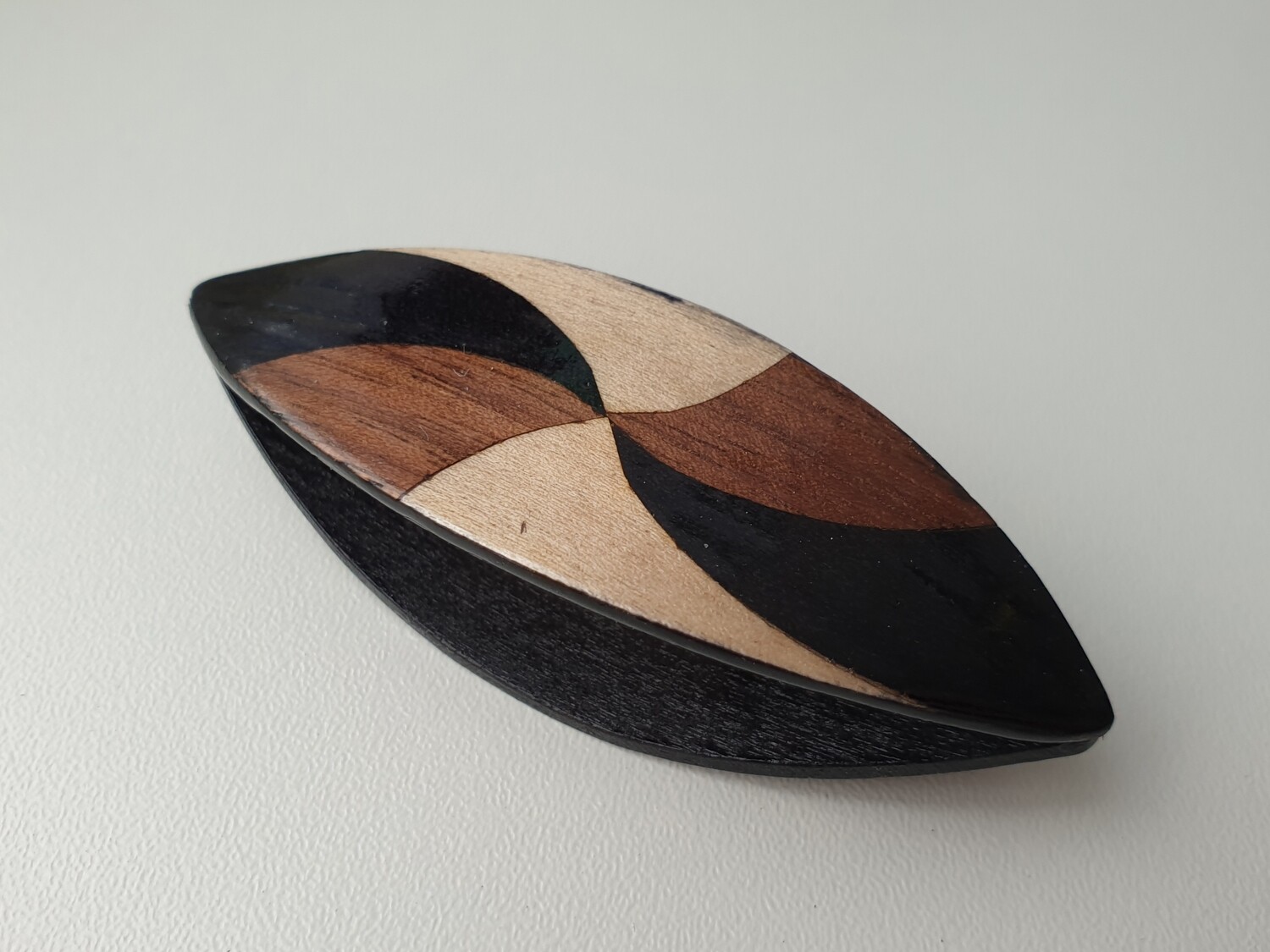 Tatting Shuttle Black Wood With Maple And Walnut Inlays