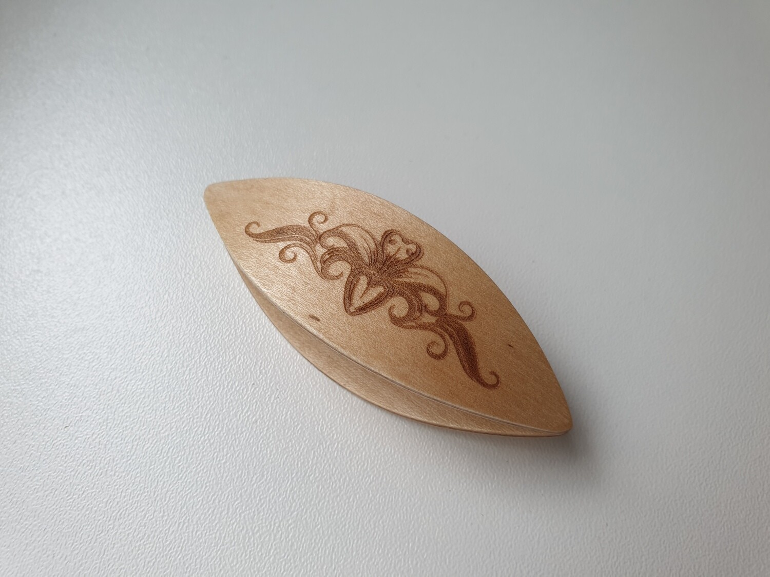 Tatting Shuttle Maple With Engraving #4