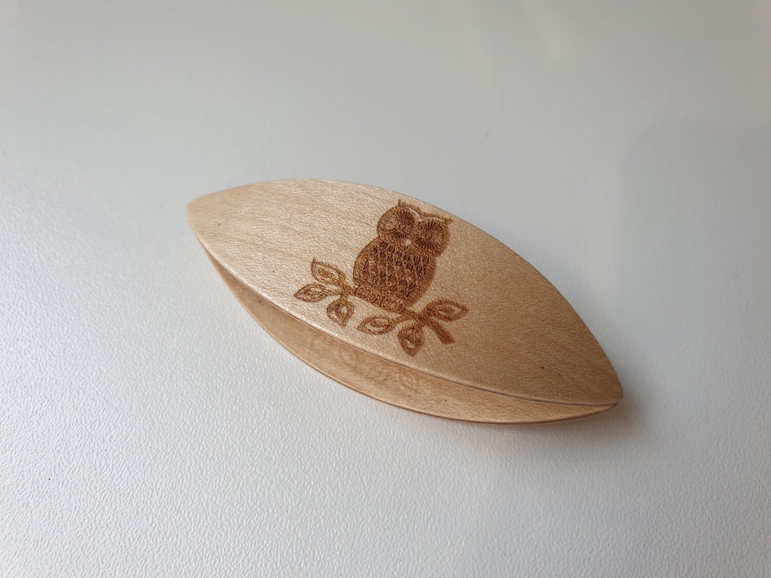 Tatting Shuttle Maple With Engraving Owl #89