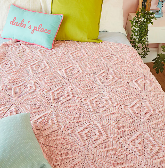 CROCHET PATTERN: Menya Blanket