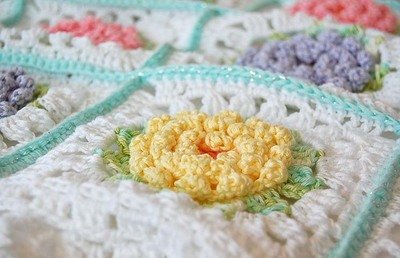 CROCHET PATTERN: Victorian Flower Baby Blanket