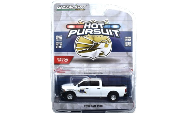 Greenlight Hot Pursuit Dodge Ram 1500 2018 Greenlight Hot Pursuit Dodge Ram 1500 2018