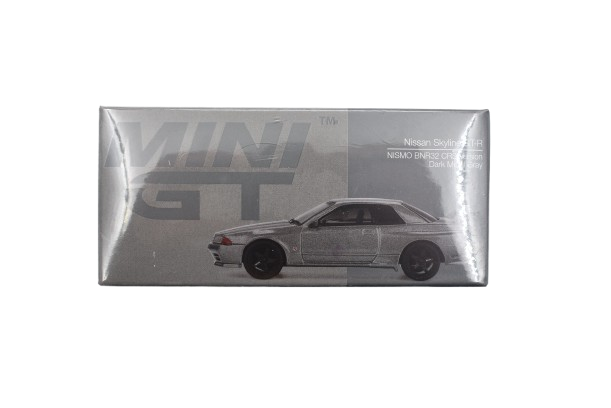 Mini GT Nissan Skyline GTR