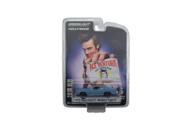 Greenlight Hollywood Ace Ventura Chevrolet Monte Carlo 1972