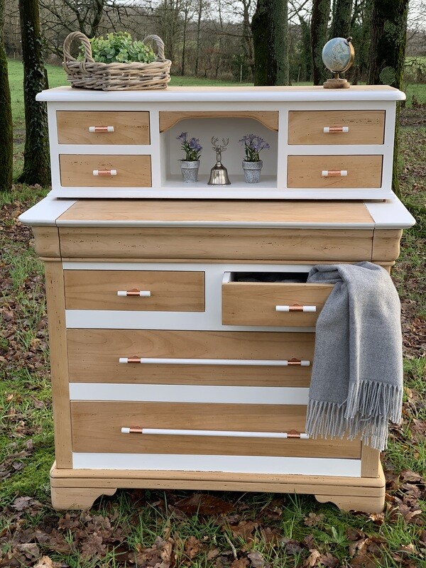Secretaire