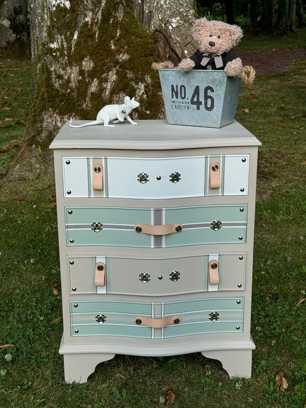 Commode style valise