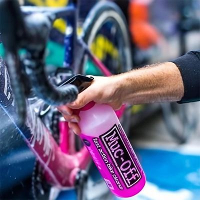 ­LIMPIEZA Y LUBRICACIÓN