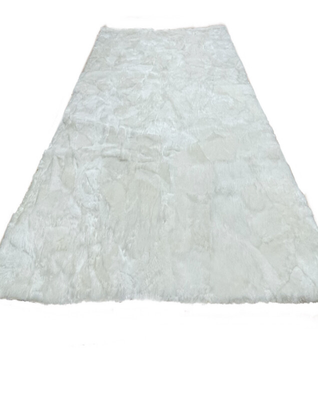 Tapis en fourrure de mouton blanc
