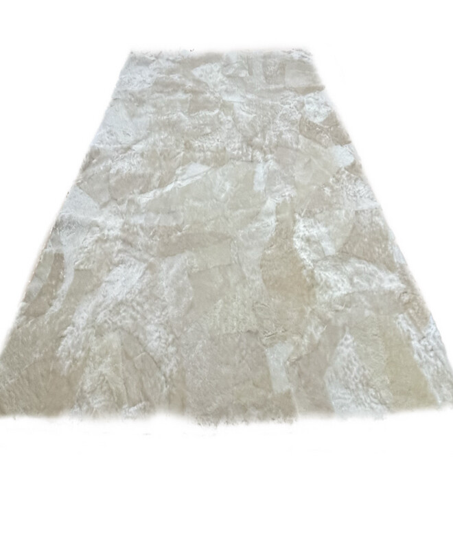 Tapis en fourrure de mouton beige