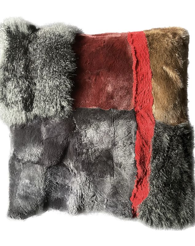 Coussin en fourrure mixte