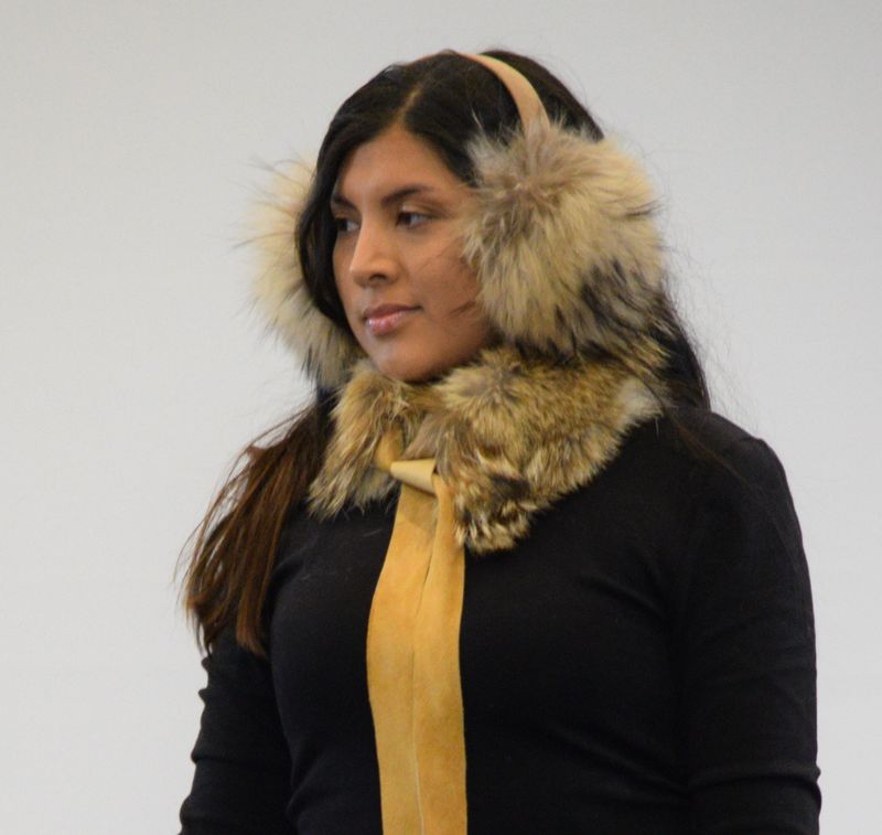 Cache oreilles en fourrure