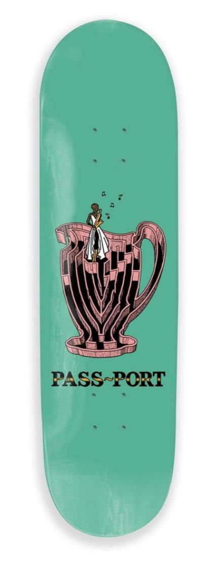 Passport Team Maze Series Jug 8.0