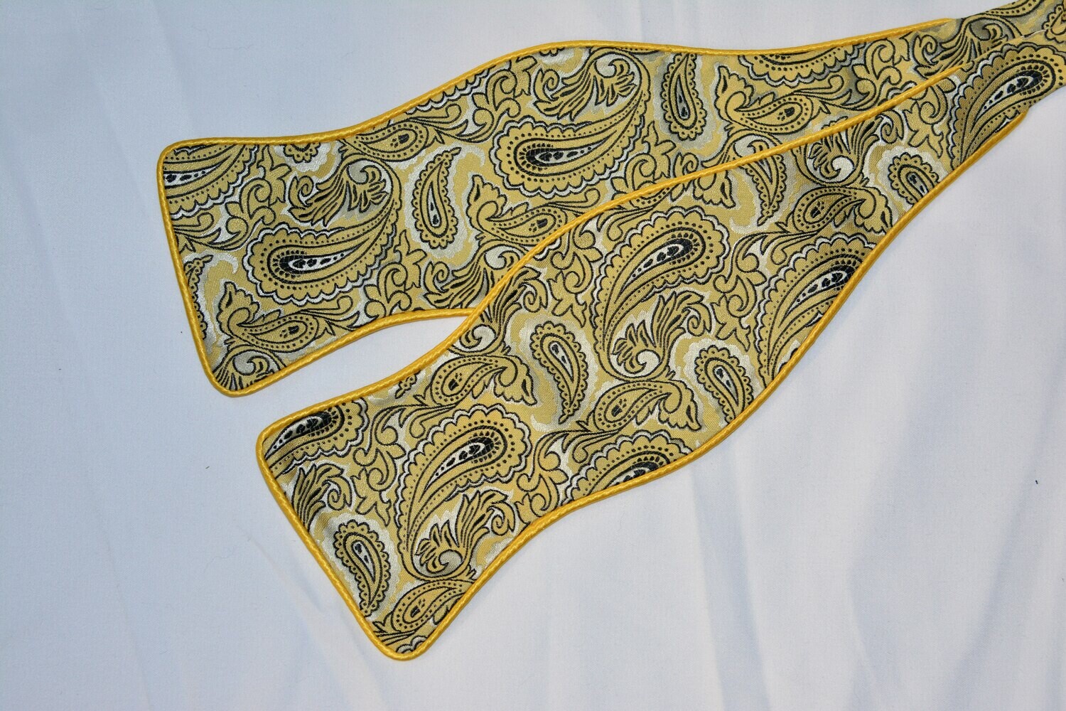 Bow Tie Set - Yellow Black Paisley