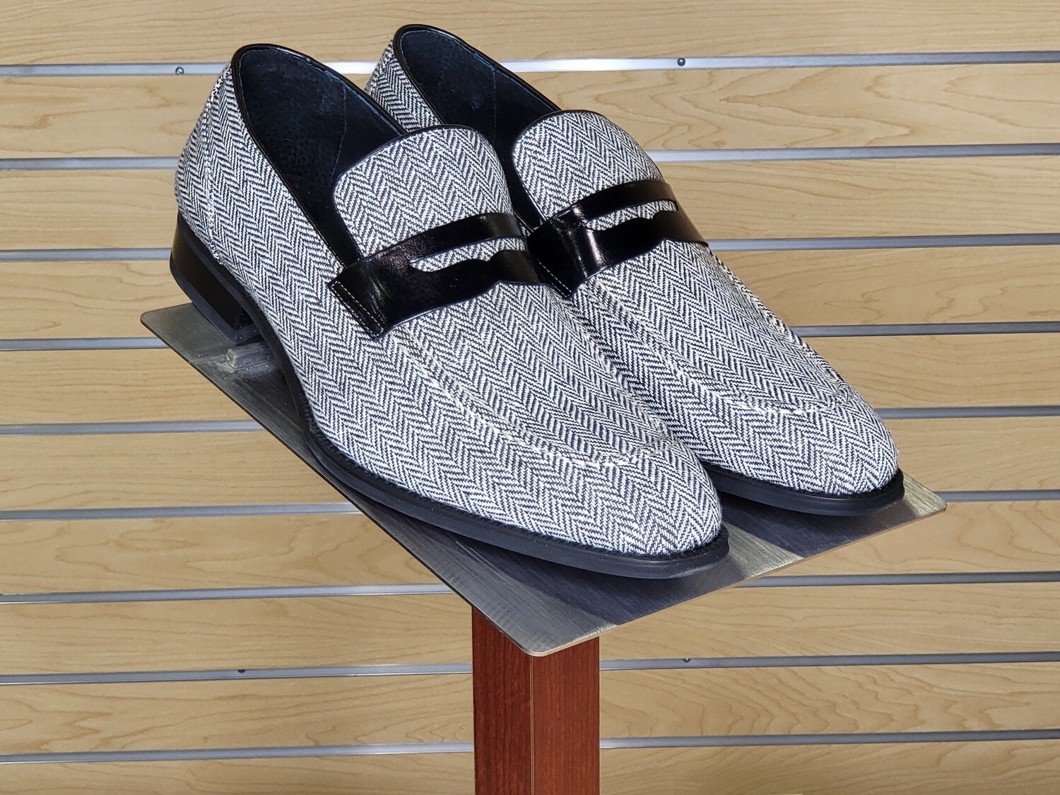 Shoes - IKE - BLK/TWD