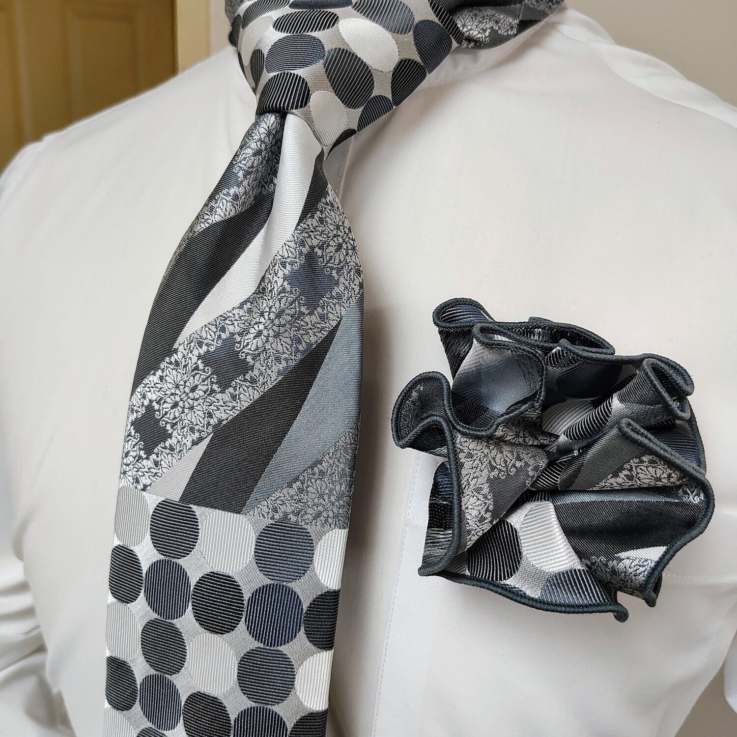 Necktie Set - Gray Dot Stripe