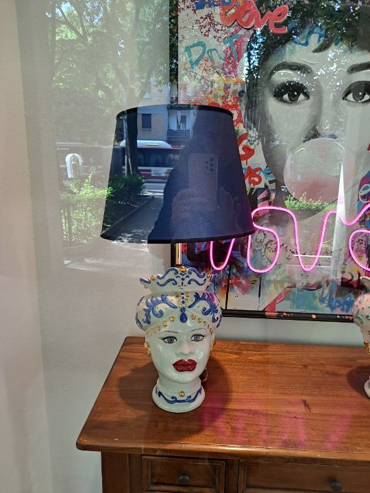 Porcellane Sbordone  Lampada Testa di moro donna decoro bianco e blu