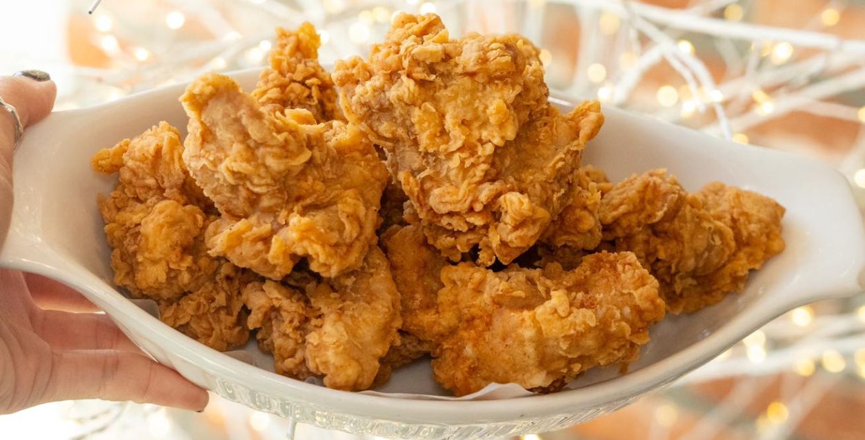 Fried Boneless Chicken (프라이드 순살 치킨)
