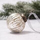 Silver Ribbed Glass Bauble