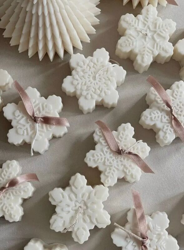 Snowflake Soy Candles