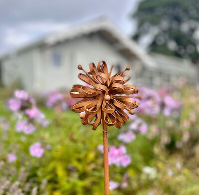 Dahlia Garden Stake Dahlia Garden Stake