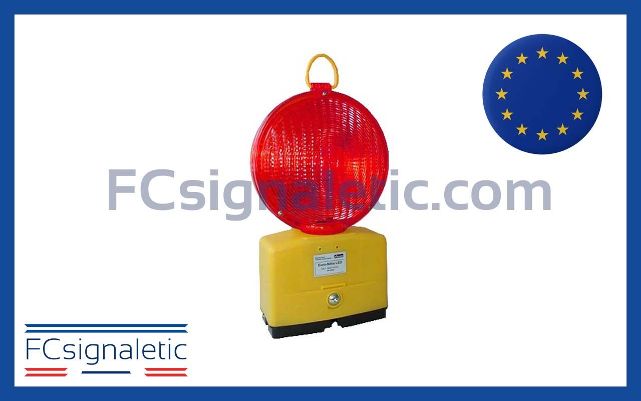 Lampe de chantier EURO-NITRA à LED, feu fixe/clignotant, double face rouge avec fixation NISSEN
