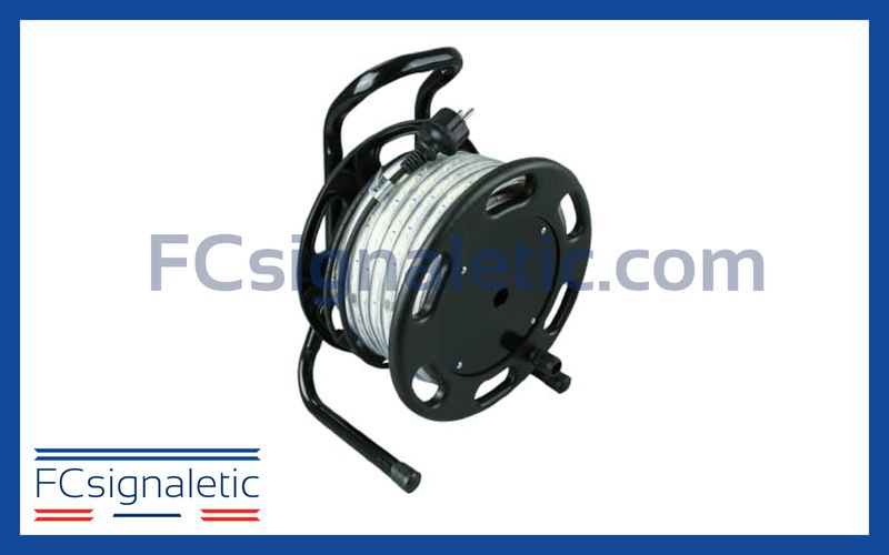 Ruban LED de chantier avec enrouleur à brancher 25m 590 lumens LEDWORK LWK1117