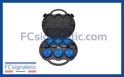 Valise de 6 balises lumineuses led bleues autonomes magnétiques et rechargeables Valise de 6 balises lumineuses led bleues autonomes magnétiques et rechargeables
