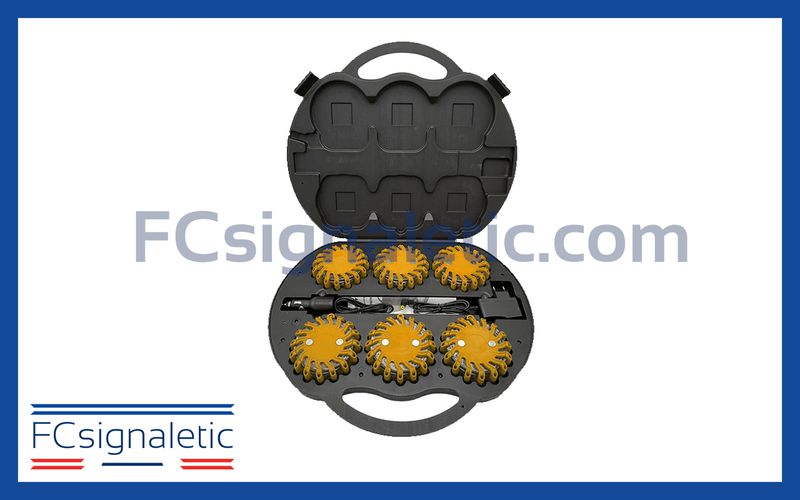 Valise de 6 balises lumineuses led oranges autonomes magnétiques et rechargeables Valise de 6 balises lumineuses led oranges autonomes magnétiques et rechargeables