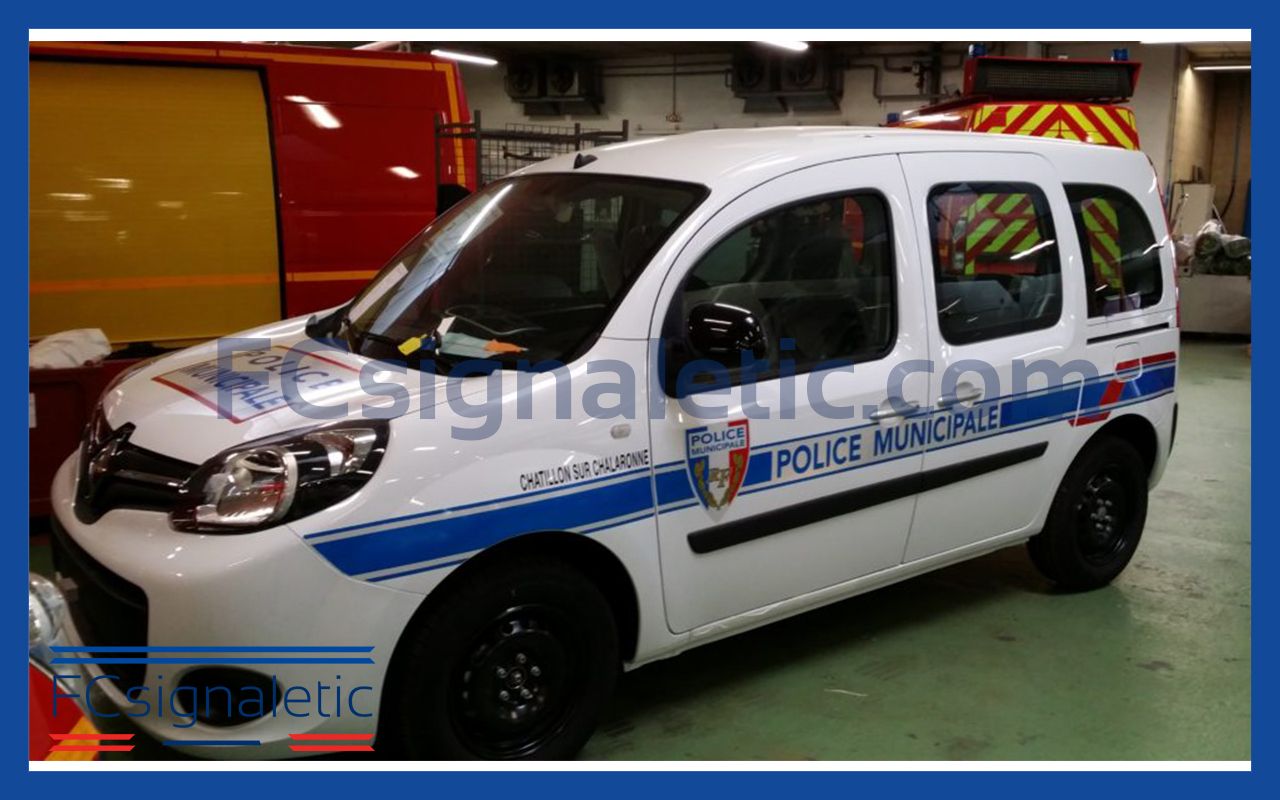 Kit sérigraphie balisage Police municipale pour véhicule léger et petits utilitaires Kit sérigraphie balisage Police municipale pour véhicule léger et petits utilitaires