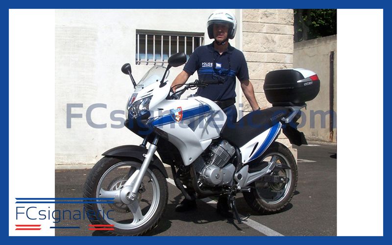 Kit sérigraphie balisage Police municipale pour moto ou scooter carénés Kit sérigraphie balisage Police municipale pour moto ou scooter carénés