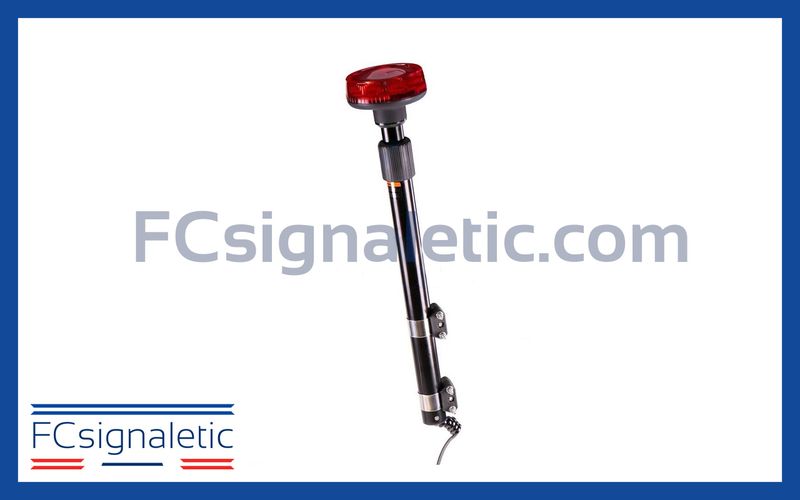 Gyrophare à LED rouge sur mât moto classe 1