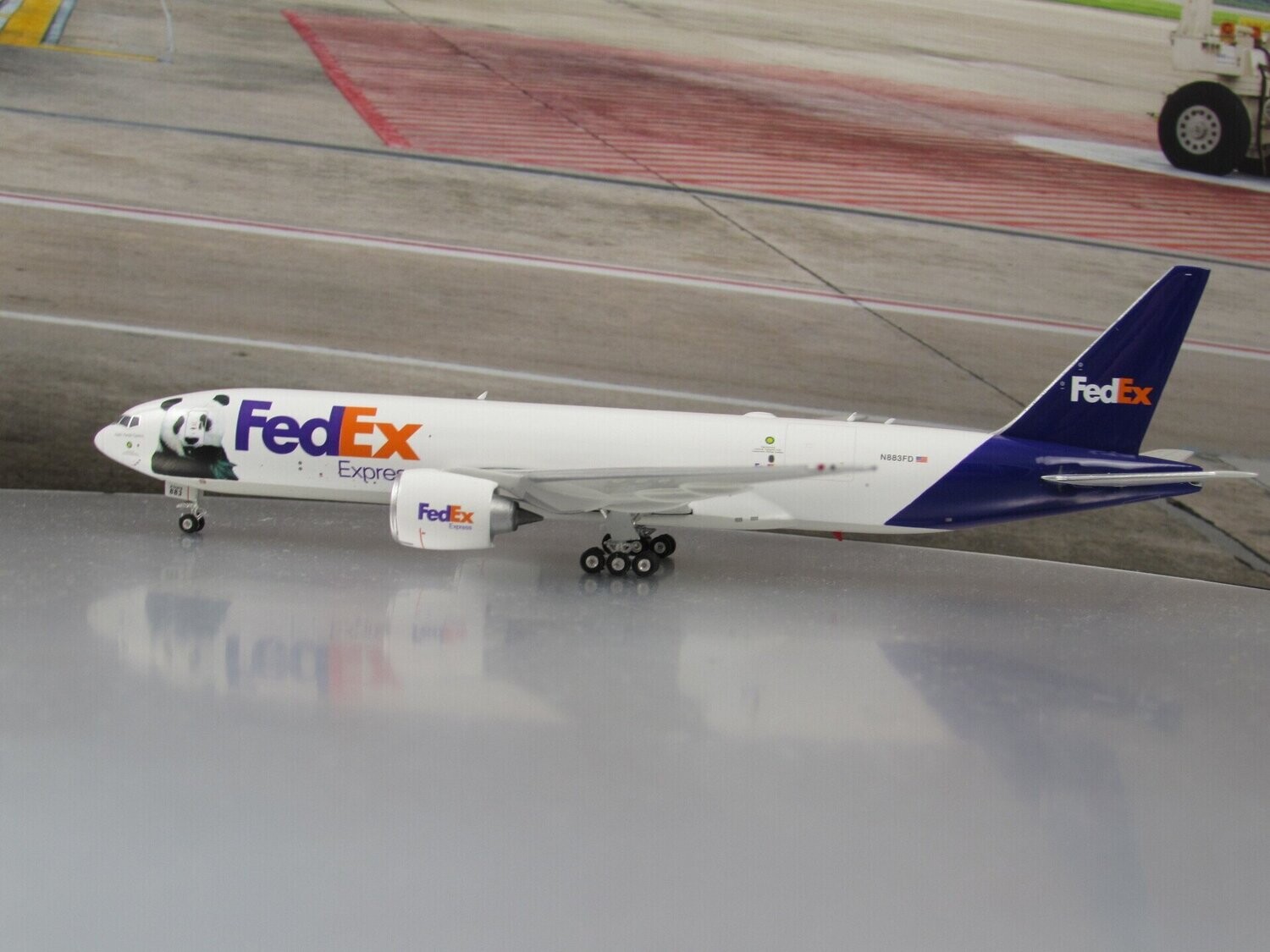 1/400 scale FedEx 777F Panda Livery Reg No. N883FD