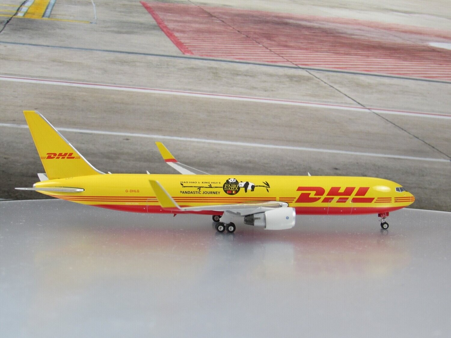 1/400 scale DHL 767-300ER Pandastic Journey Livery Reg No. G-DHLG