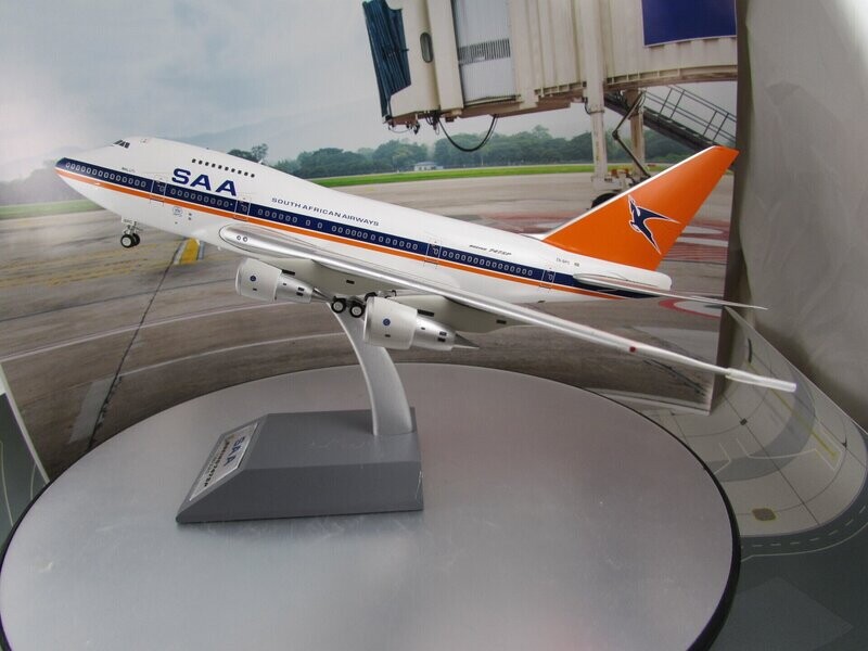 1/200 scale South African Airways SAA 747SP Old Livery Reg No. ZS-SPC