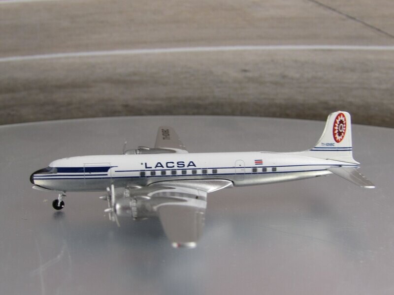 1/400 LACSA DC-6 Reg No. TI-1018C