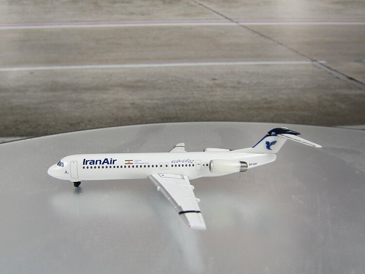 1/500 Iran Air F100 Reg EP-IDF