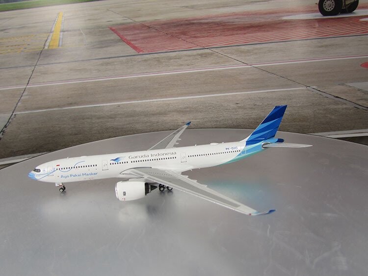 1/400 scale Garuda Indonesia A330-900neo "Ayuo Pakai Maskar Livery Reg No. PK-GHG