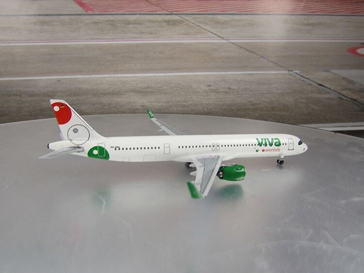 1/400 Viva A321W-neo Reg no. XA-VBA