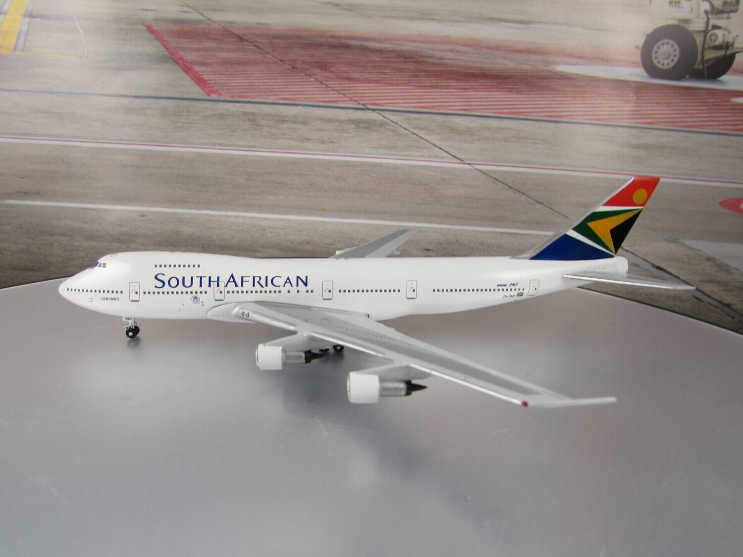 1/400 South African 747-200 Reg ZS-SAN