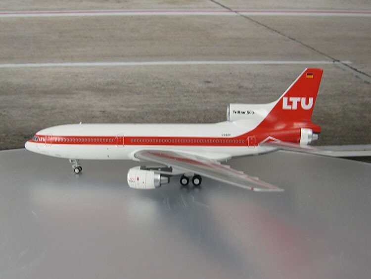 1/400 scale LTU L1011-500 Reg No. D-AERV