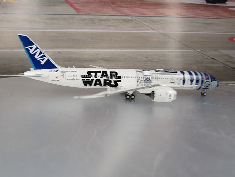 1/400 scale ANA 787-9 R2D2 Livery Reg No. JA873A
