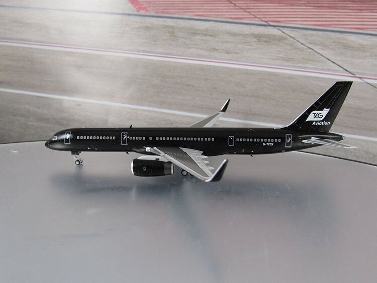 1/400 scale TAG Aviation 757-200 Reg No. G-TCSX