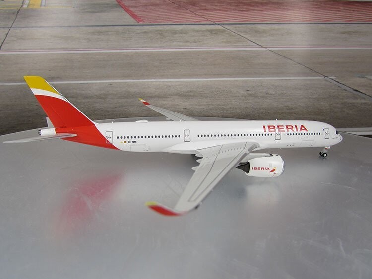 1/400 scale Iberia A350-900 Reg No. EC-NBE