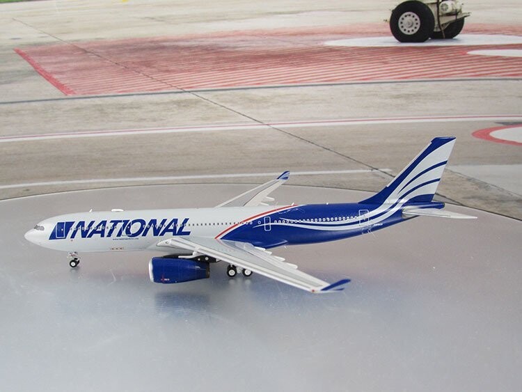 1/400 scale National A330-200 Reg N819CA