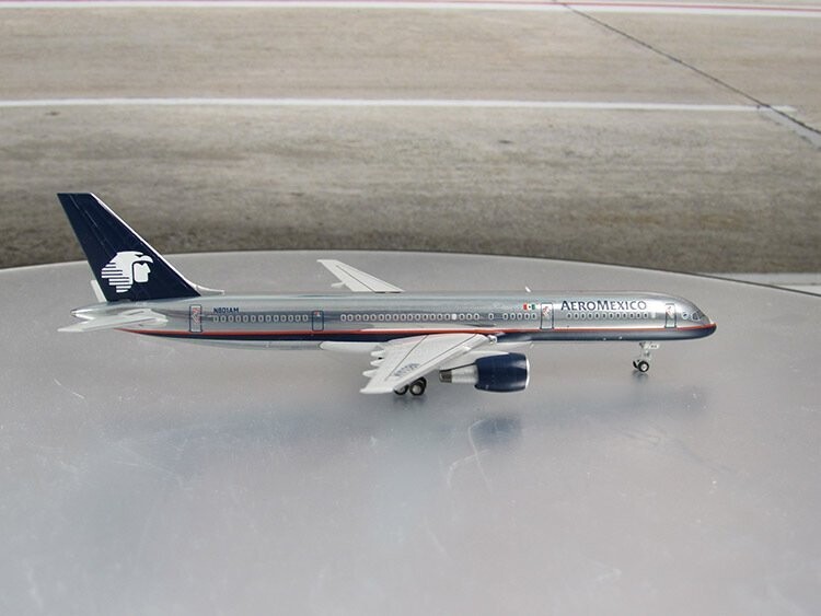 Aeromexico 757-200