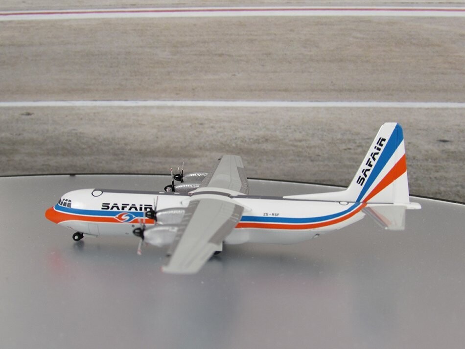 Safair C-100-30 Old Livery ZS-RSF 1/400 Scale